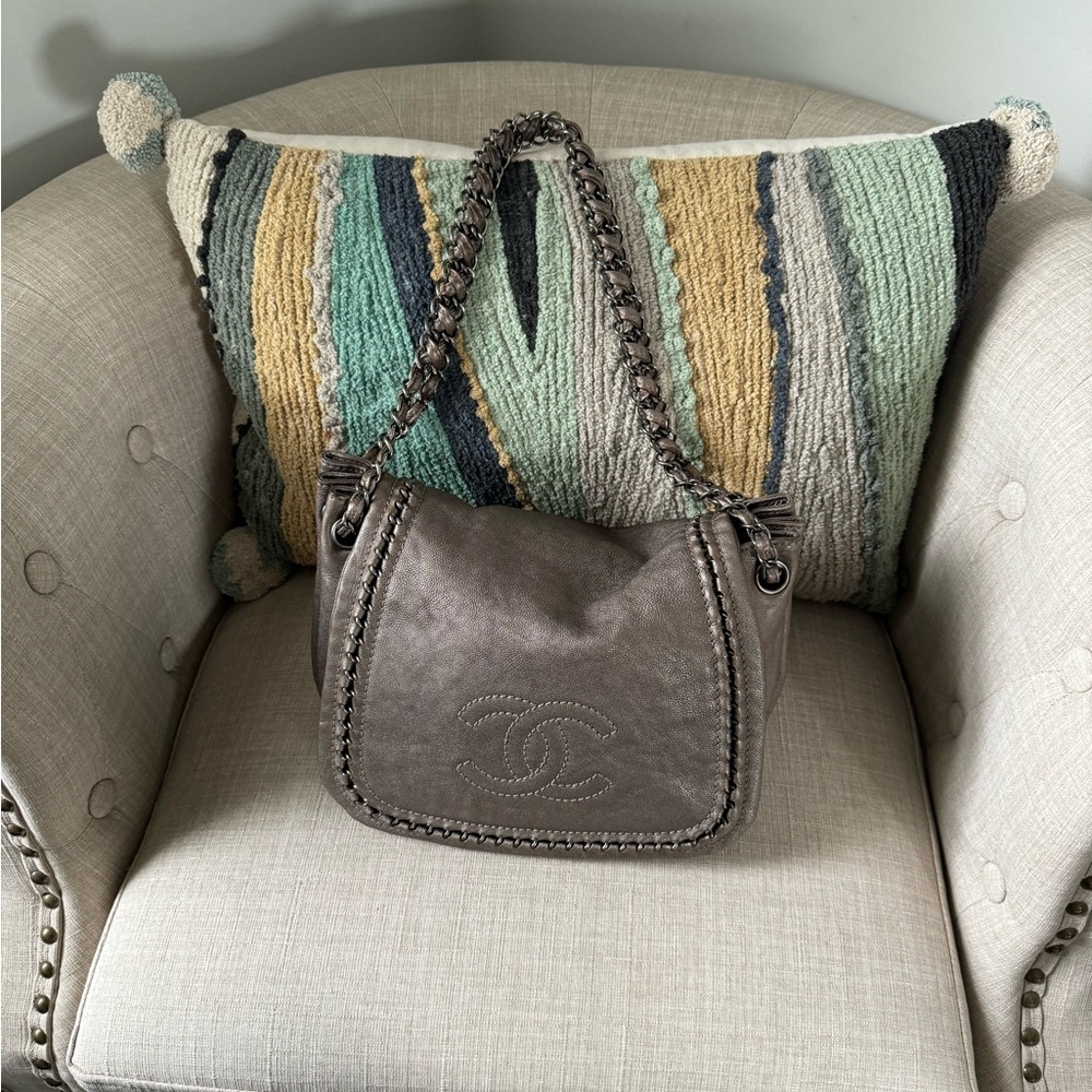 Chanel 💯 % Authentic Handbag